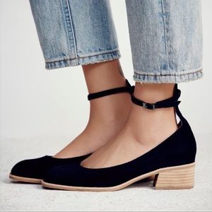 JEFFREY CAMPBELL x FREE PEOPLE Boulevard Heels 6.5